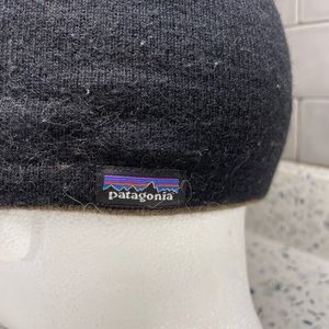 Patagonia beanie Live Simply